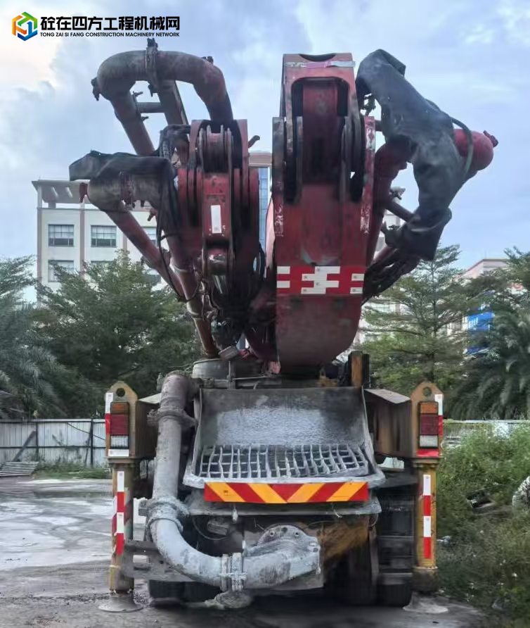 https://images.tongzsf.com/tong/truck_machine/20241017/16710c0cd1f409.jpg