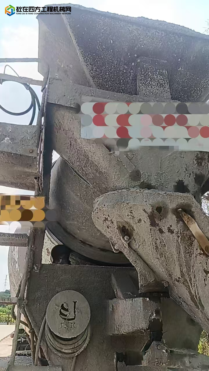 https://images.tongzsf.com/tong/truck_machine/20241017/16710c4921ace0.jpg