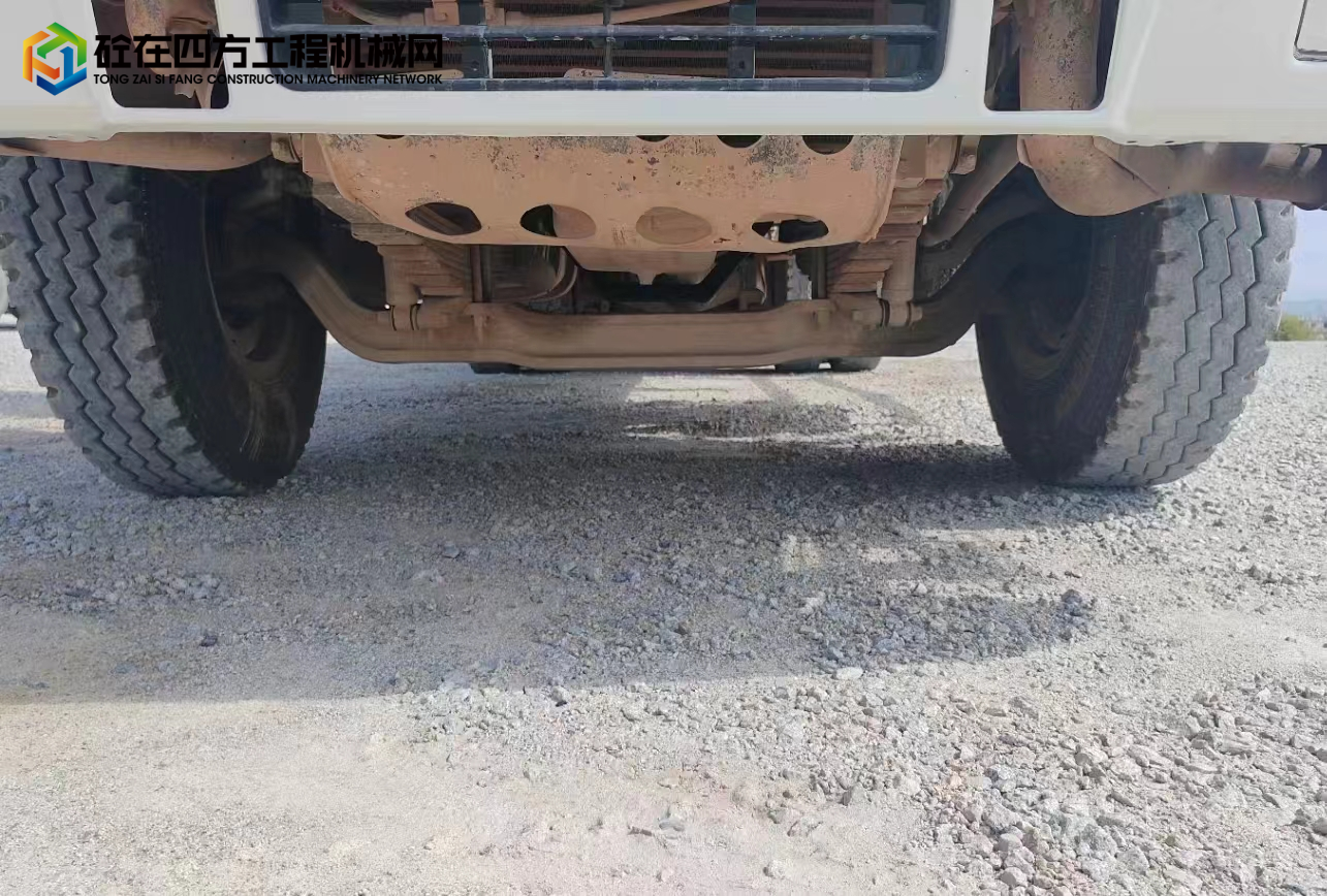 https://images.tongzsf.com/tong/truck_machine/20241021/16715be2b17e48.jpg