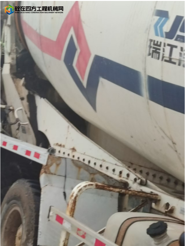 https://images.tongzsf.com/tong/truck_machine/20241021/16716187f5ab67.png