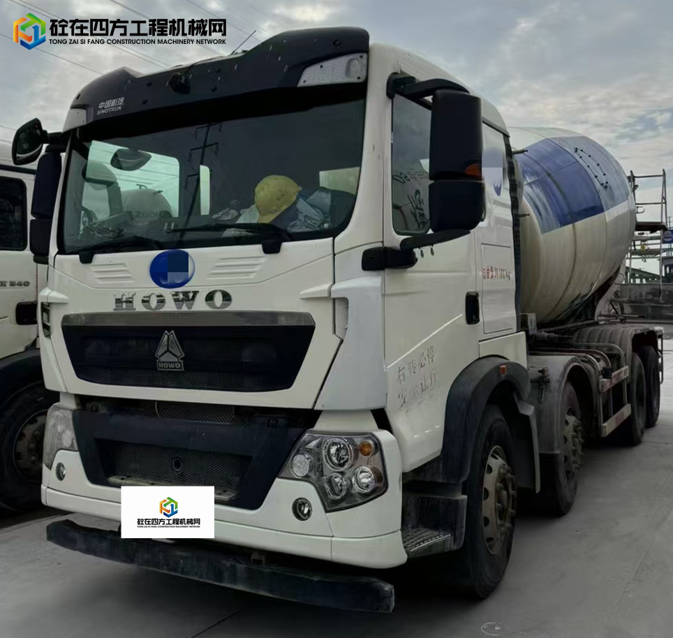 https://images.tongzsf.com/tong/truck_machine/20241022/16717493a8f892.jpg