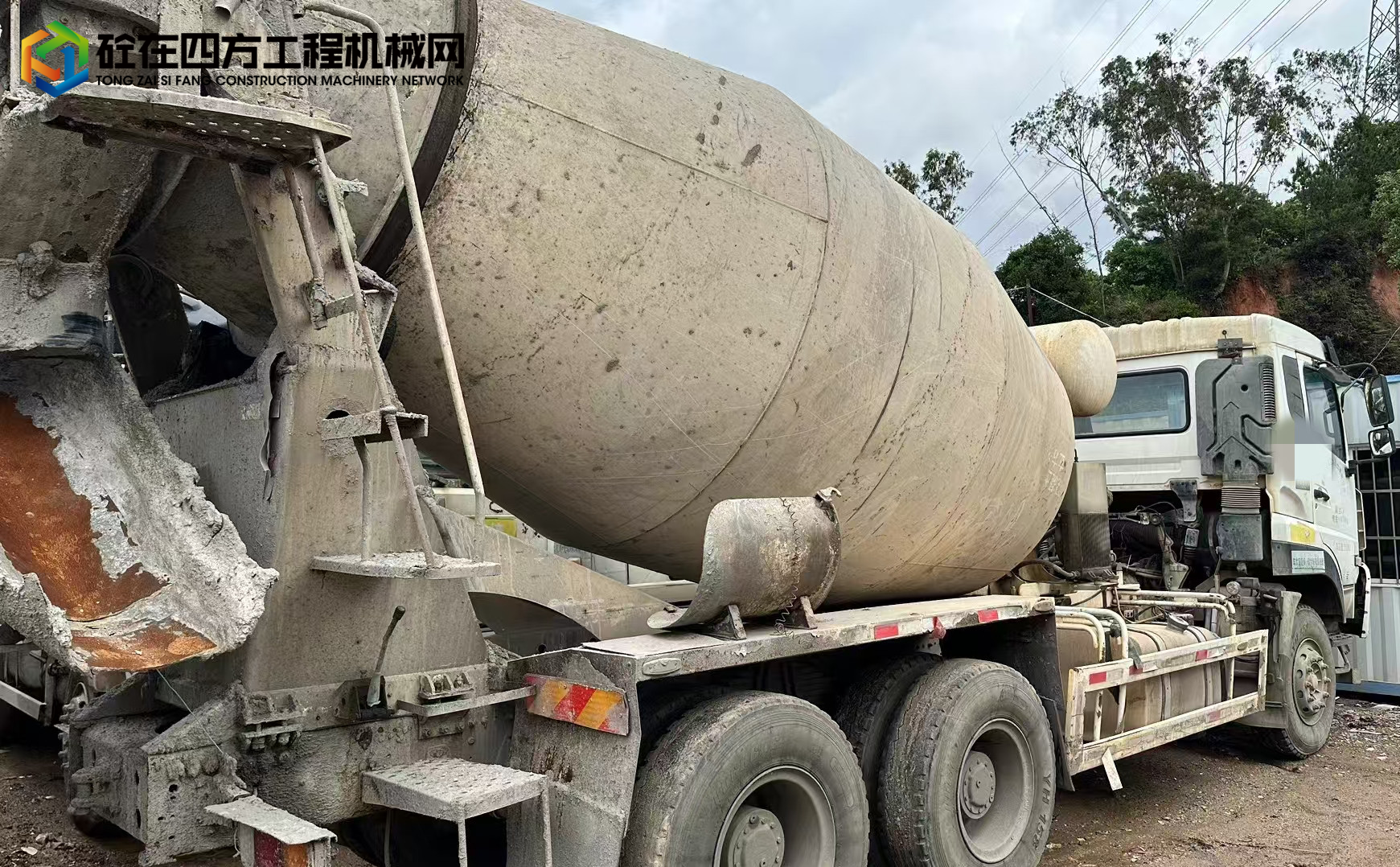 https://images.tongzsf.com/tong/truck_machine/20241023/16718609cbfab4.jpg