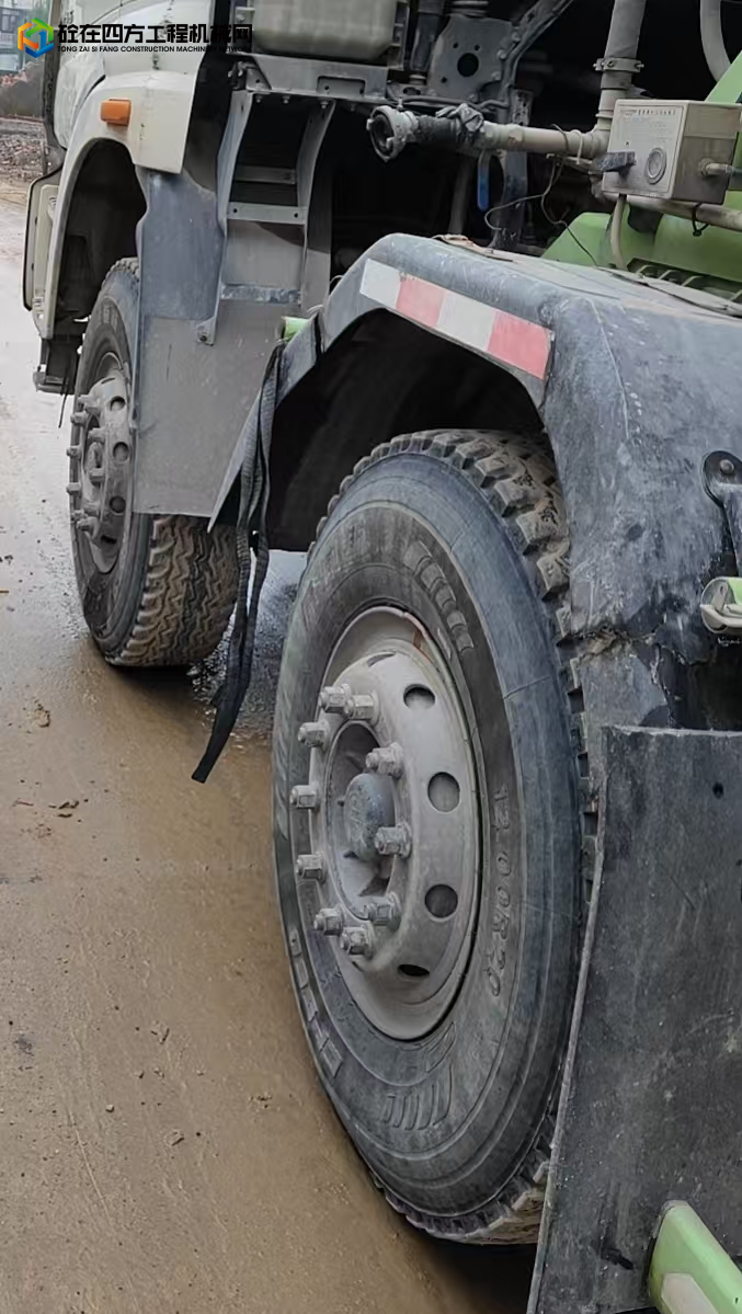 https://images.tongzsf.com/tong/truck_machine/20241030/16721e9efd1832.jpg