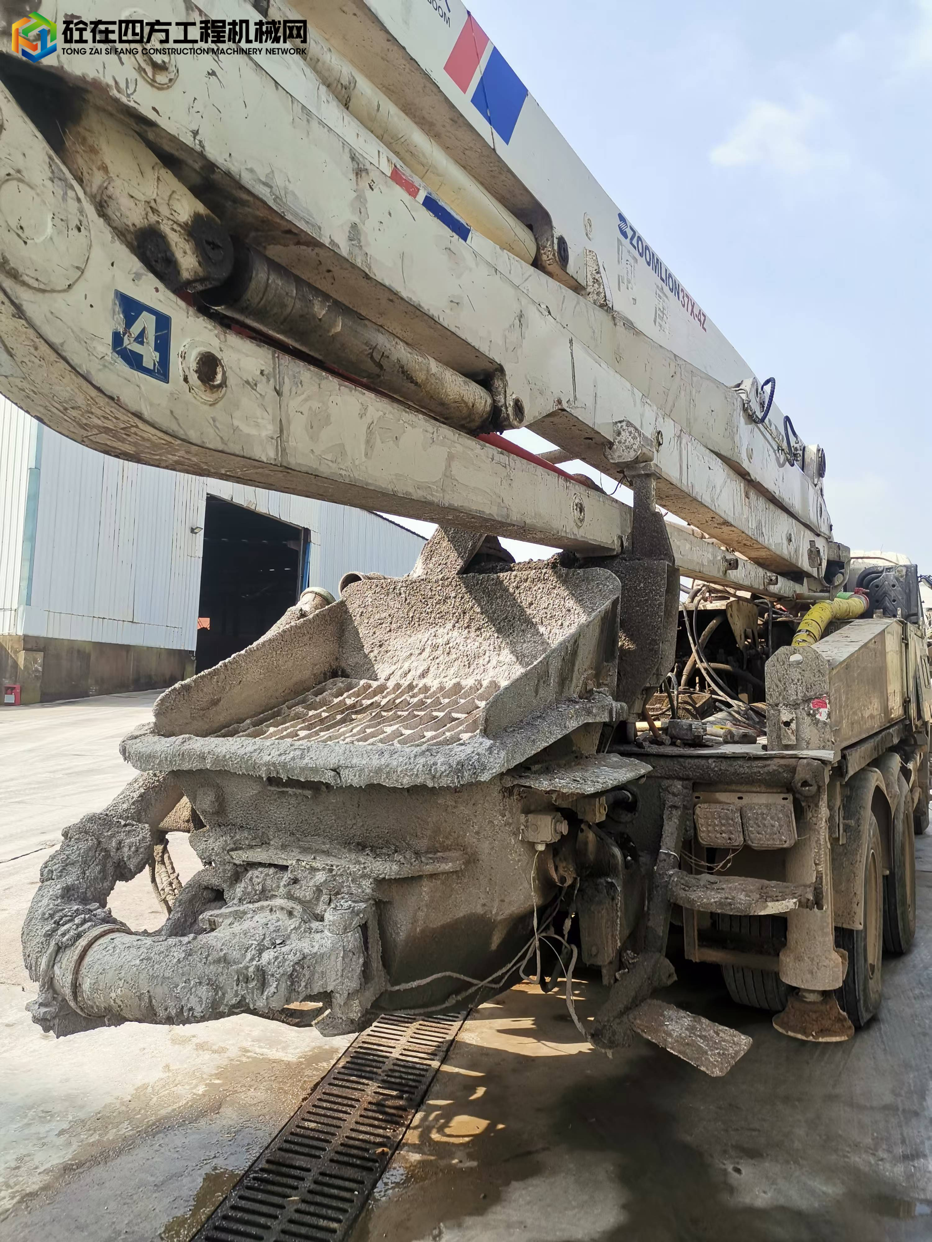 https://images.tongzsf.com/tong/truck_machine/20241102/16725bb031ec6a.jpg