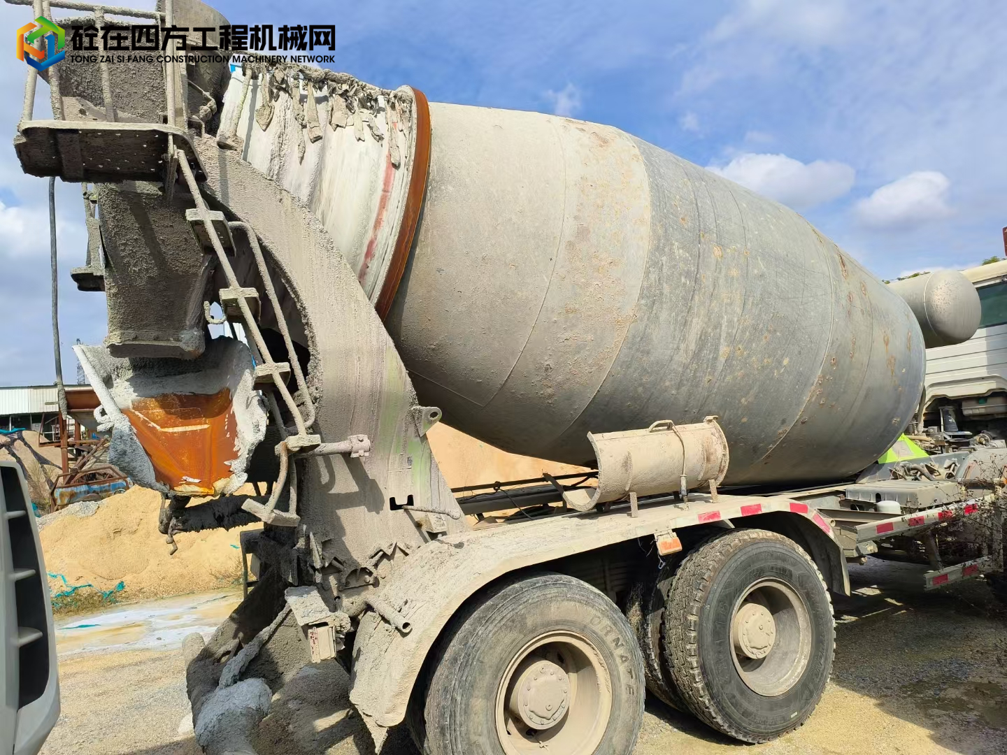 https://images.tongzsf.com/tong/truck_machine/20241109/1672ea9dd1c820.jpg