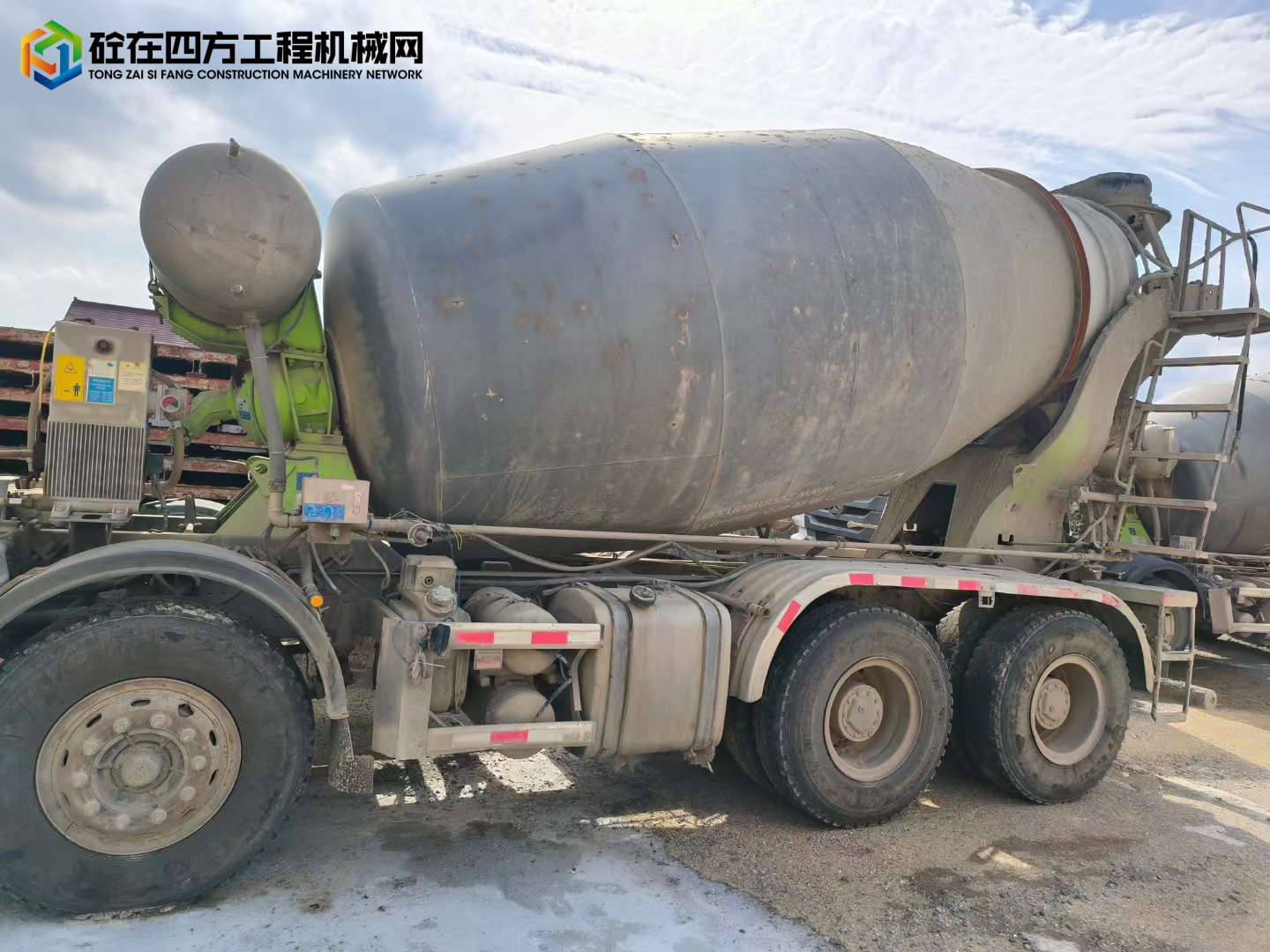 https://images.tongzsf.com/tong/truck_machine/20241109/1672ea9e121b2f.jpg