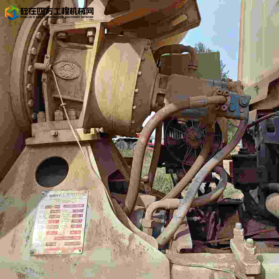 https://images.tongzsf.com/tong/truck_machine/20241111/16731c64d9bfb1.jpg