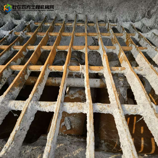 https://images.tongzsf.com/tong/truck_machine/20241112/167331ff42c1ba.png