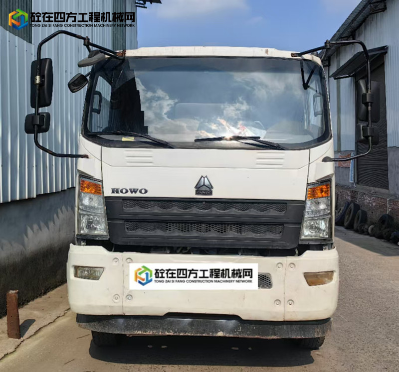 https://images.tongzsf.com/tong/truck_machine/20241114/16735a6dc7c387.jpg