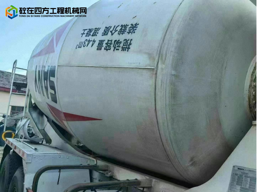 https://images.tongzsf.com/tong/truck_machine/20241122/1673ff72c8d04f.png