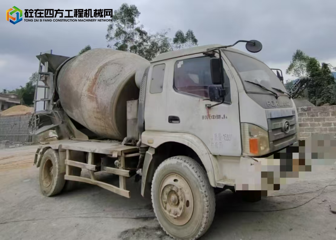 https://images.tongzsf.com/tong/truck_machine/20241127/167467323e75cb.jpg