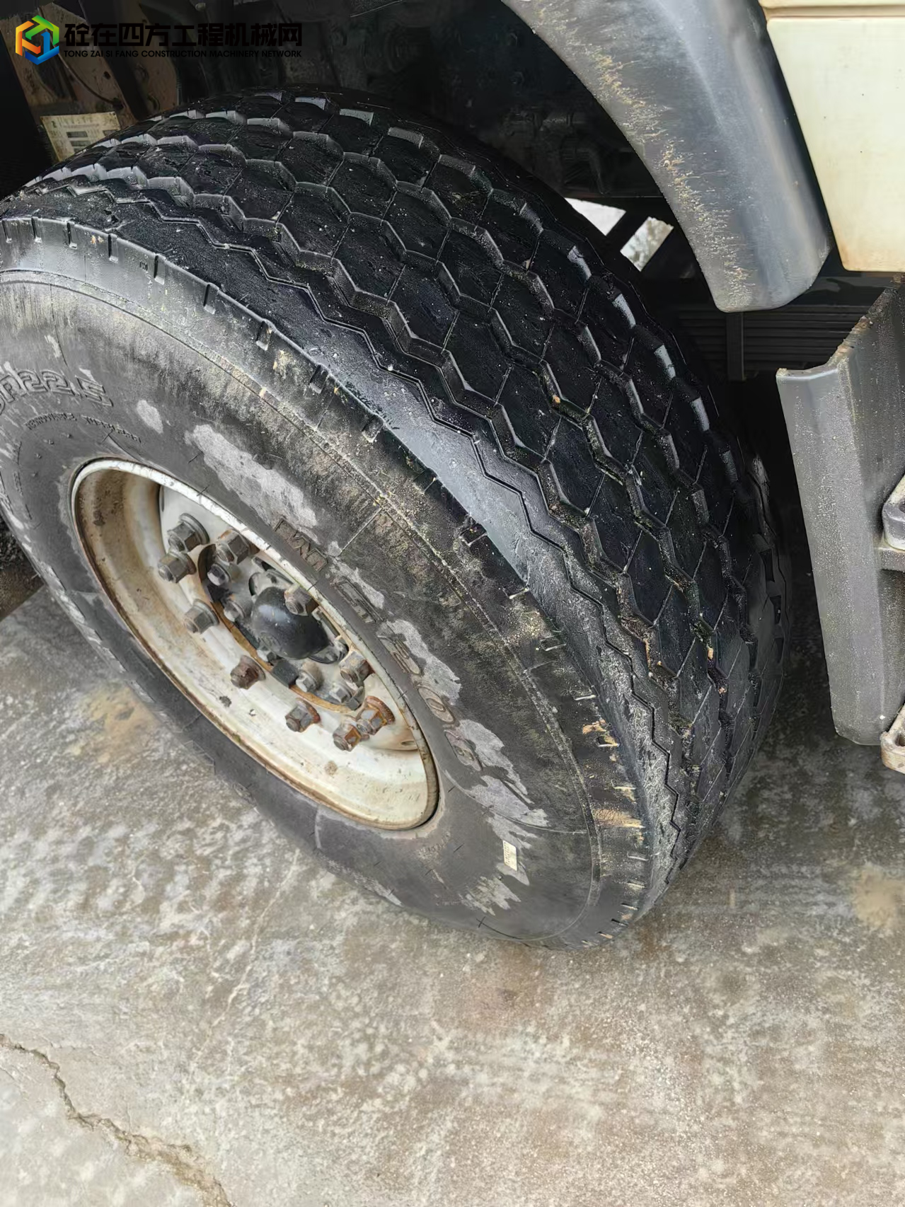 https://images.tongzsf.com/tong/truck_machine/20241128/16747dabd0c3bb.jpg