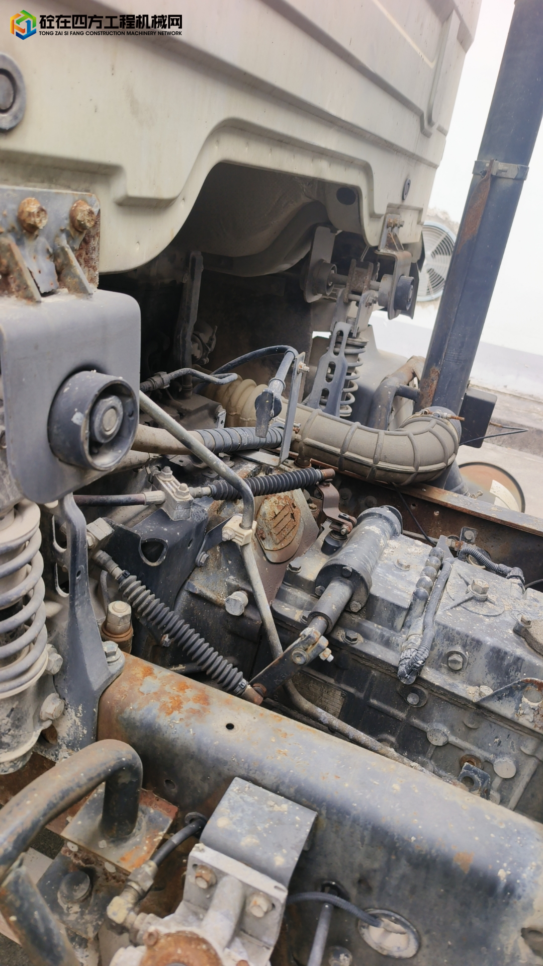 https://images.tongzsf.com/tong/truck_machine/20241202/1674d75e172fa6.jpg