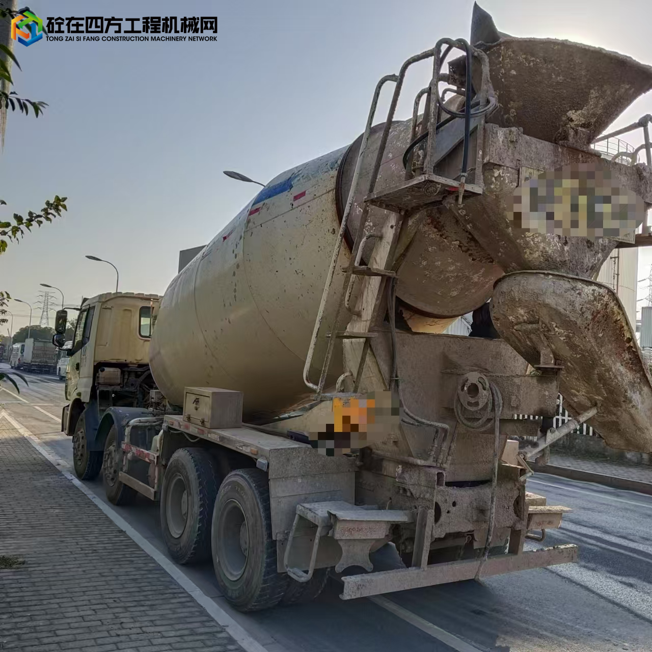 https://images.tongzsf.com/tong/truck_machine/20241203/1674e7e6402920.jpg