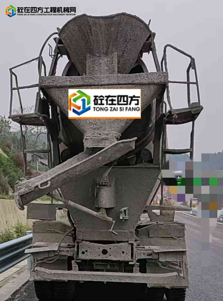 https://images.tongzsf.com/tong/truck_machine/20241203/1674e9823f27ef.jpg