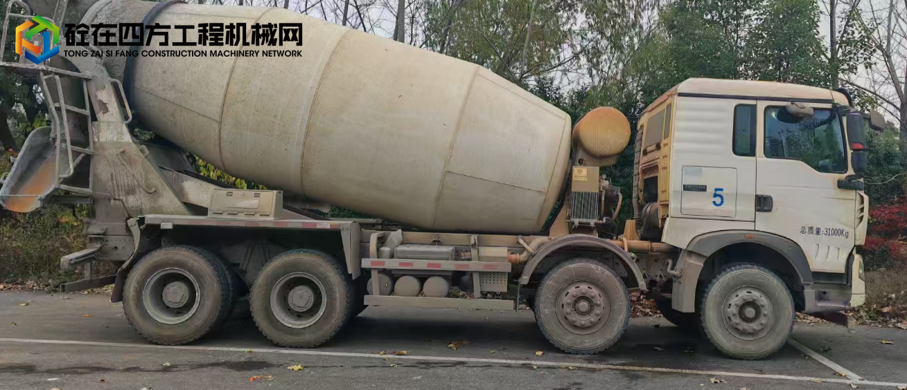 https://images.tongzsf.com/tong/truck_machine/20241206/16752a67b89ddc.jpg