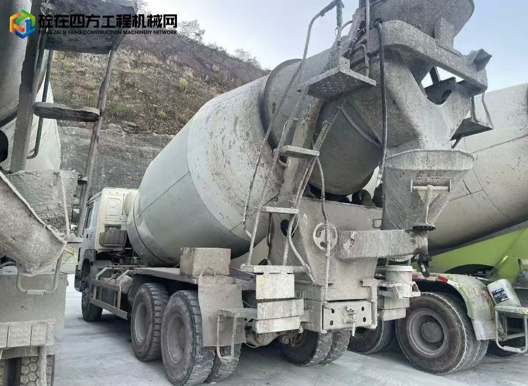 https://images.tongzsf.com/tong/truck_machine/20241206/16752b8fd65852.jpg