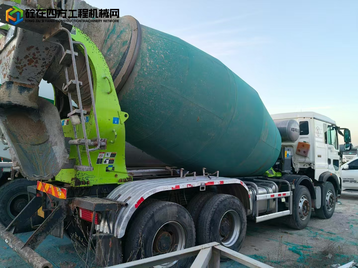 https://images.tongzsf.com/tong/truck_machine/20241213/1675b9a5d51f87.jpg