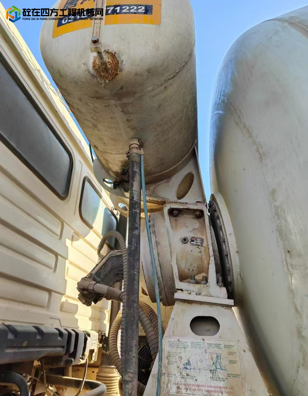 https://images.tongzsf.com/tong/truck_machine/20241216/1675fc5a3947e4.jpg