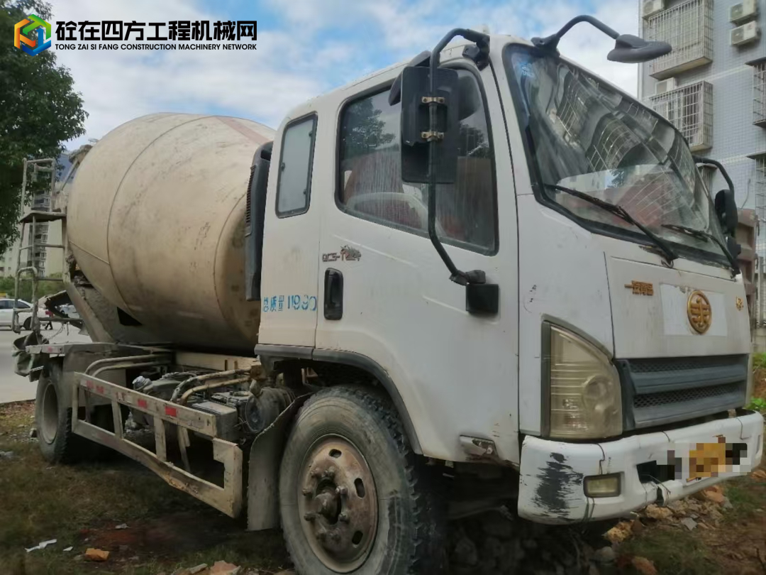 https://images.tongzsf.com/tong/truck_machine/20241218/16762775f5a84a.jpg