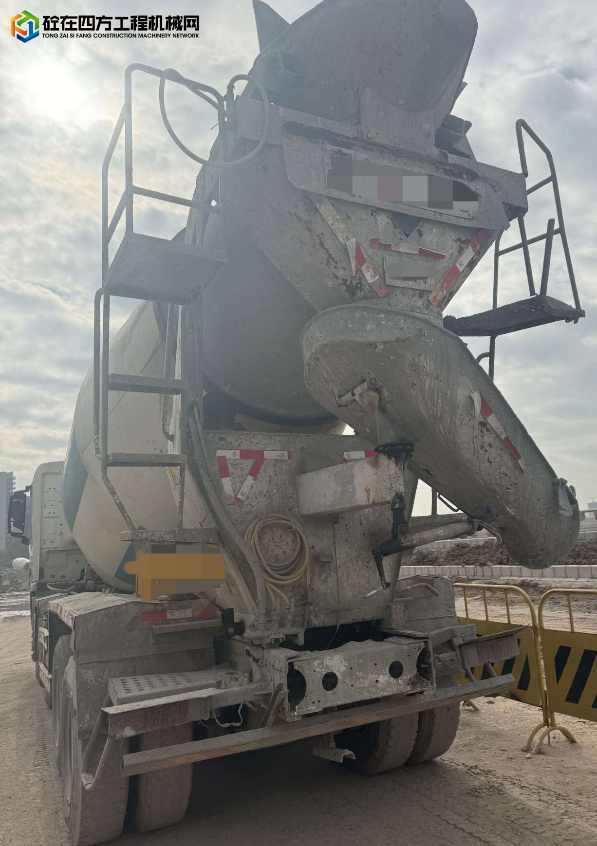 https://images.tongzsf.com/tong/truck_machine/20241220/167650516f280e.jpg
