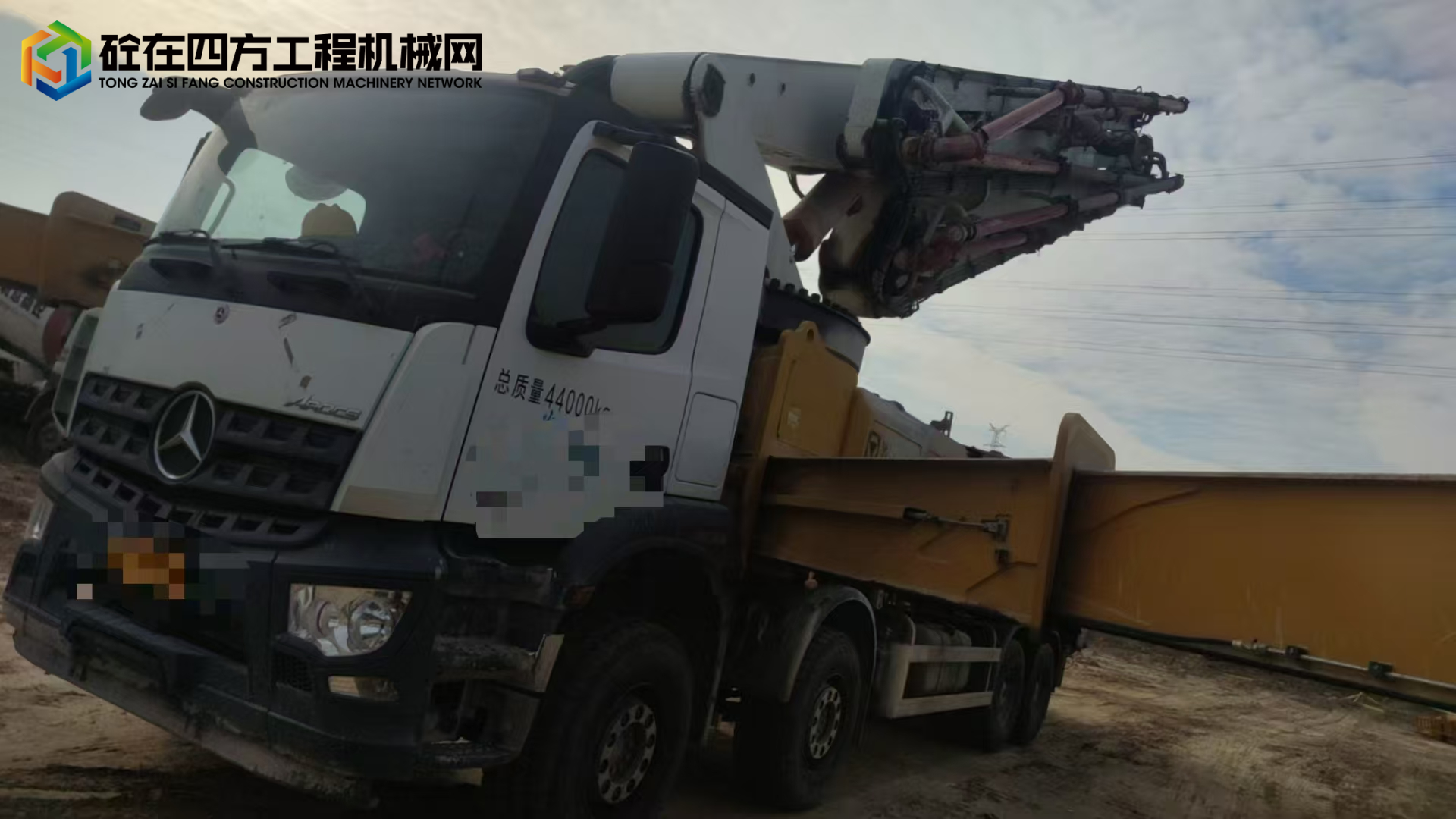 https://images.tongzsf.com/tong/truck_machine/20241223/16769032e3709e.jpg