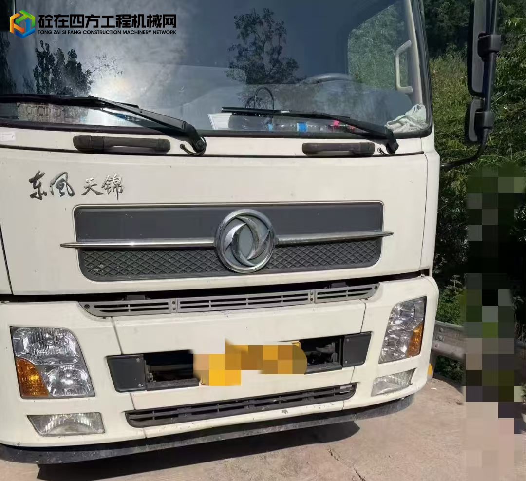 https://images.tongzsf.com/tong/truck_machine/20241224/1676a16bb57917.jpg