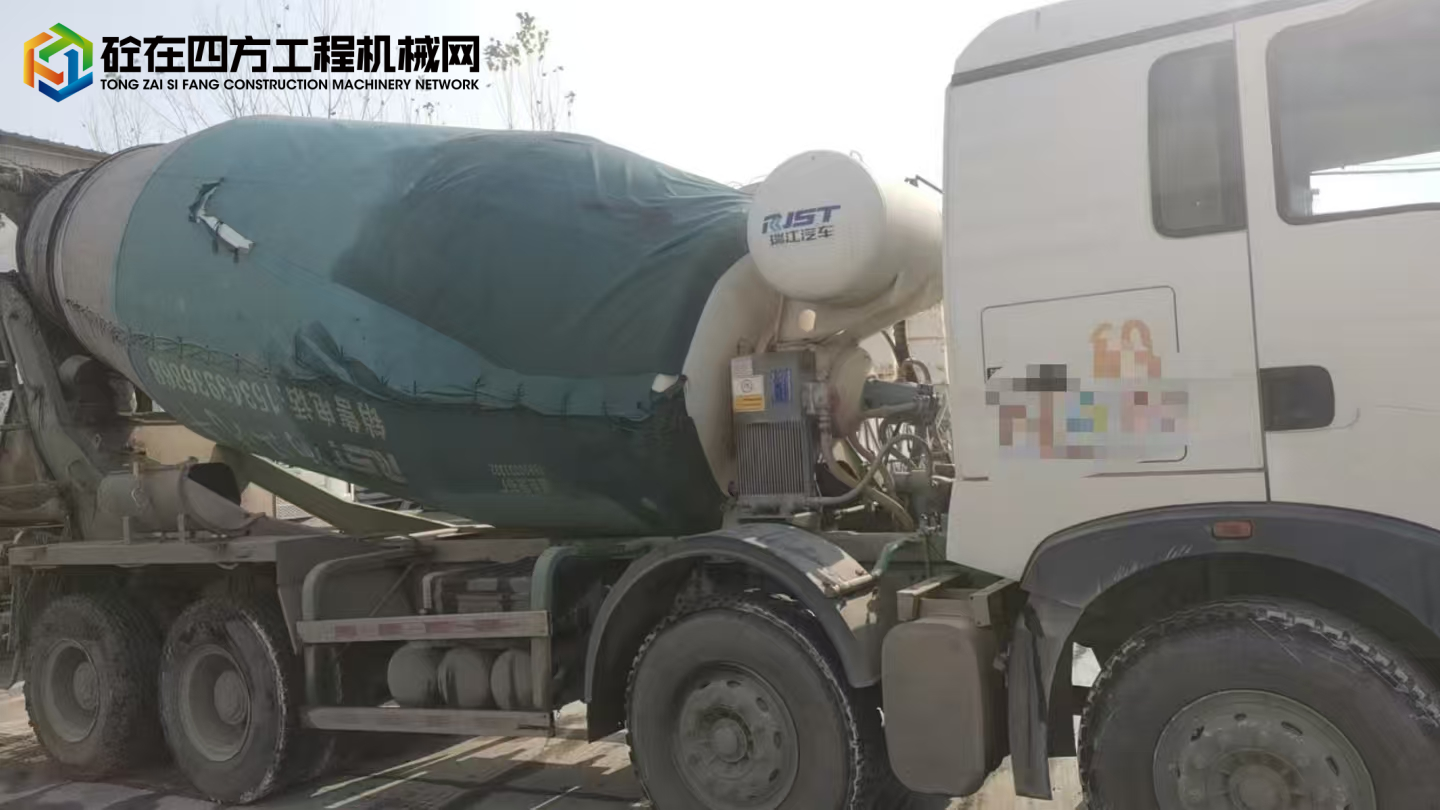 https://images.tongzsf.com/tong/truck_machine/20241225/1676b6feb501ea.jpg