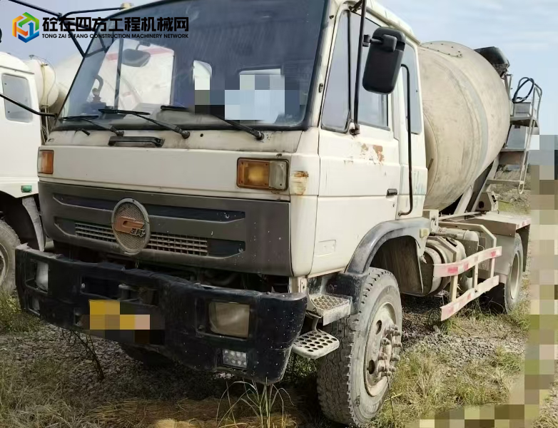 https://images.tongzsf.com/tong/truck_machine/20241225/1676baefa5f91f.jpg
