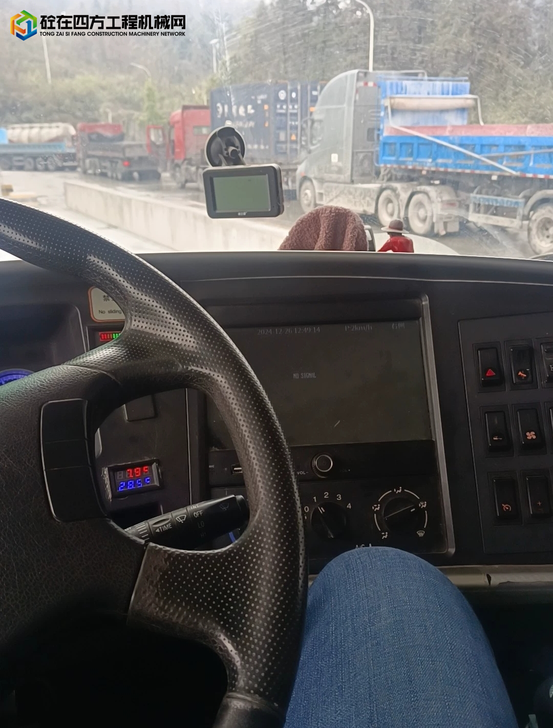 https://images.tongzsf.com/tong/truck_machine/20241227/1676e8be33f96e.jpg