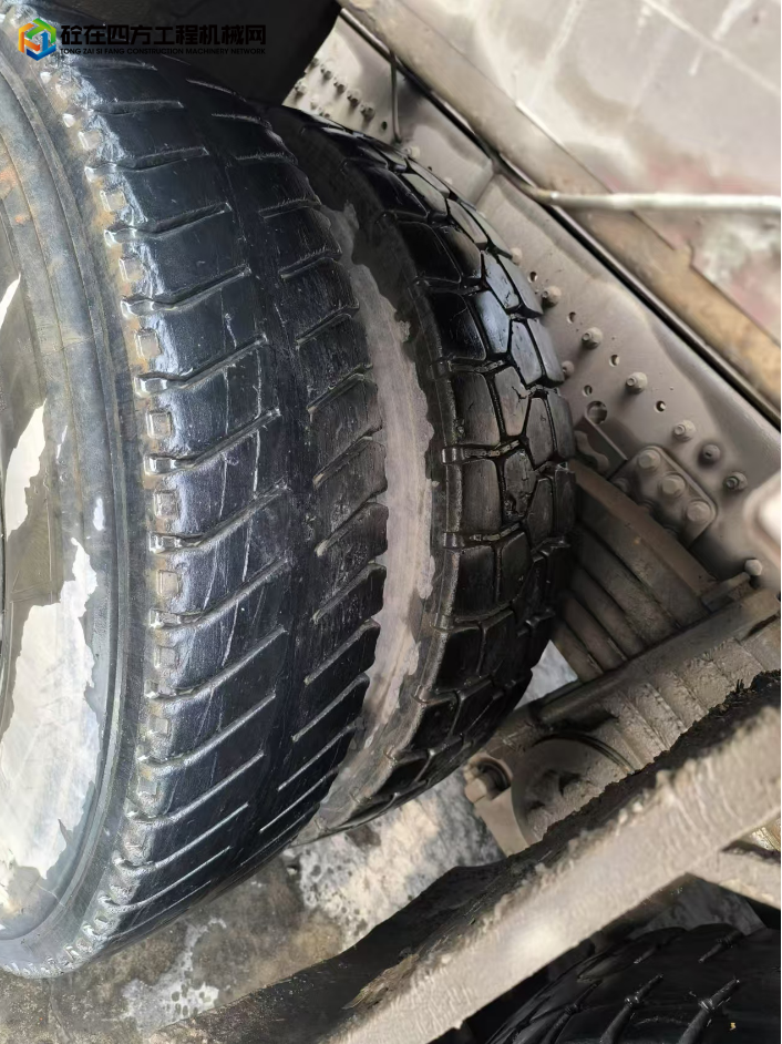 https://images.tongzsf.com/tong/truck_machine/20250102/16776057f38790.png