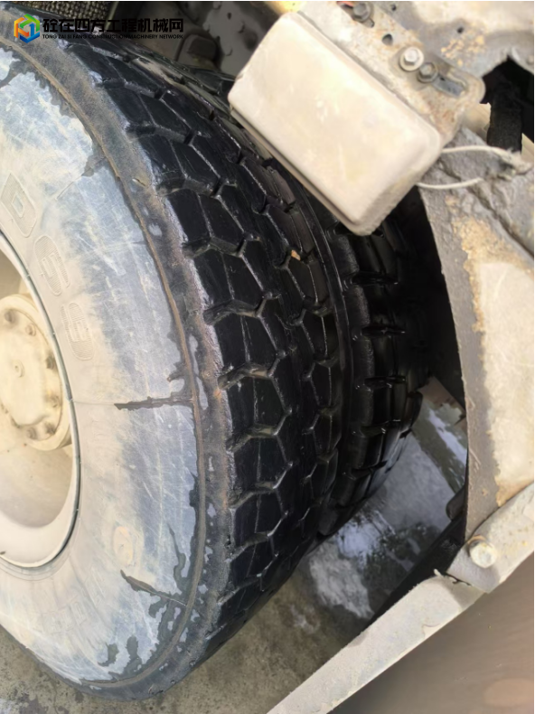 https://images.tongzsf.com/tong/truck_machine/20250102/16776058602211.png