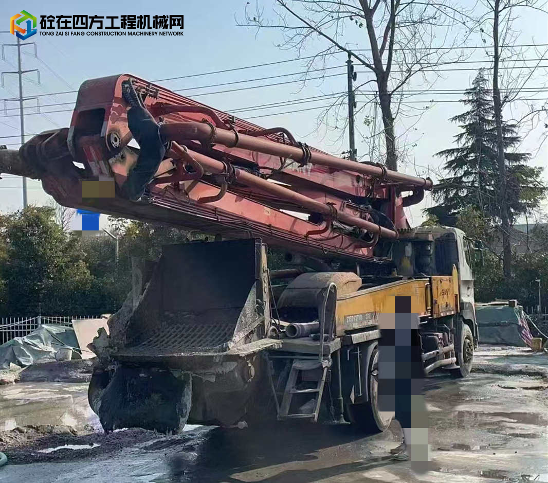 https://images.tongzsf.com/tong/truck_machine/20250102/1677626bdd1184.jpg