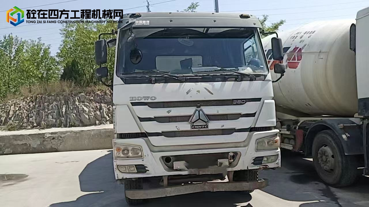 https://images.tongzsf.com/tong/truck_machine/20250103/167773460baea2.jpg