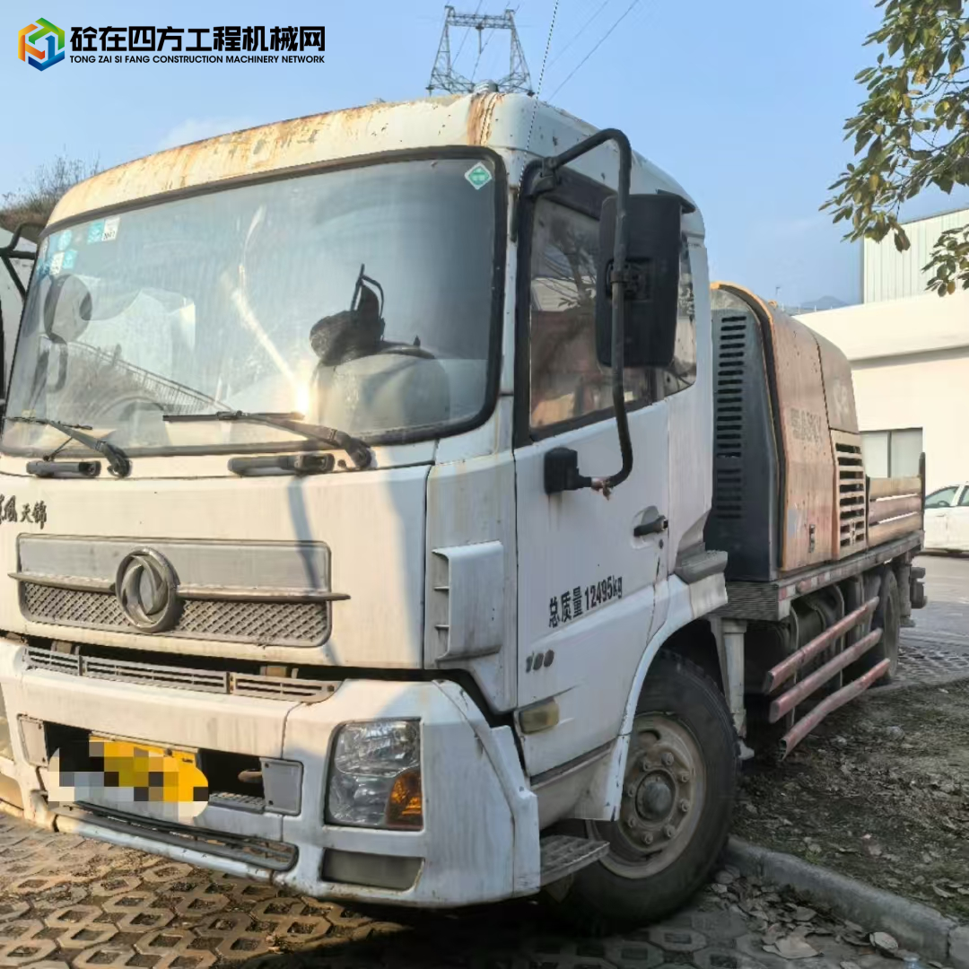 https://images.tongzsf.com/tong/truck_machine/20250103/167778dc9b7cb2.jpg