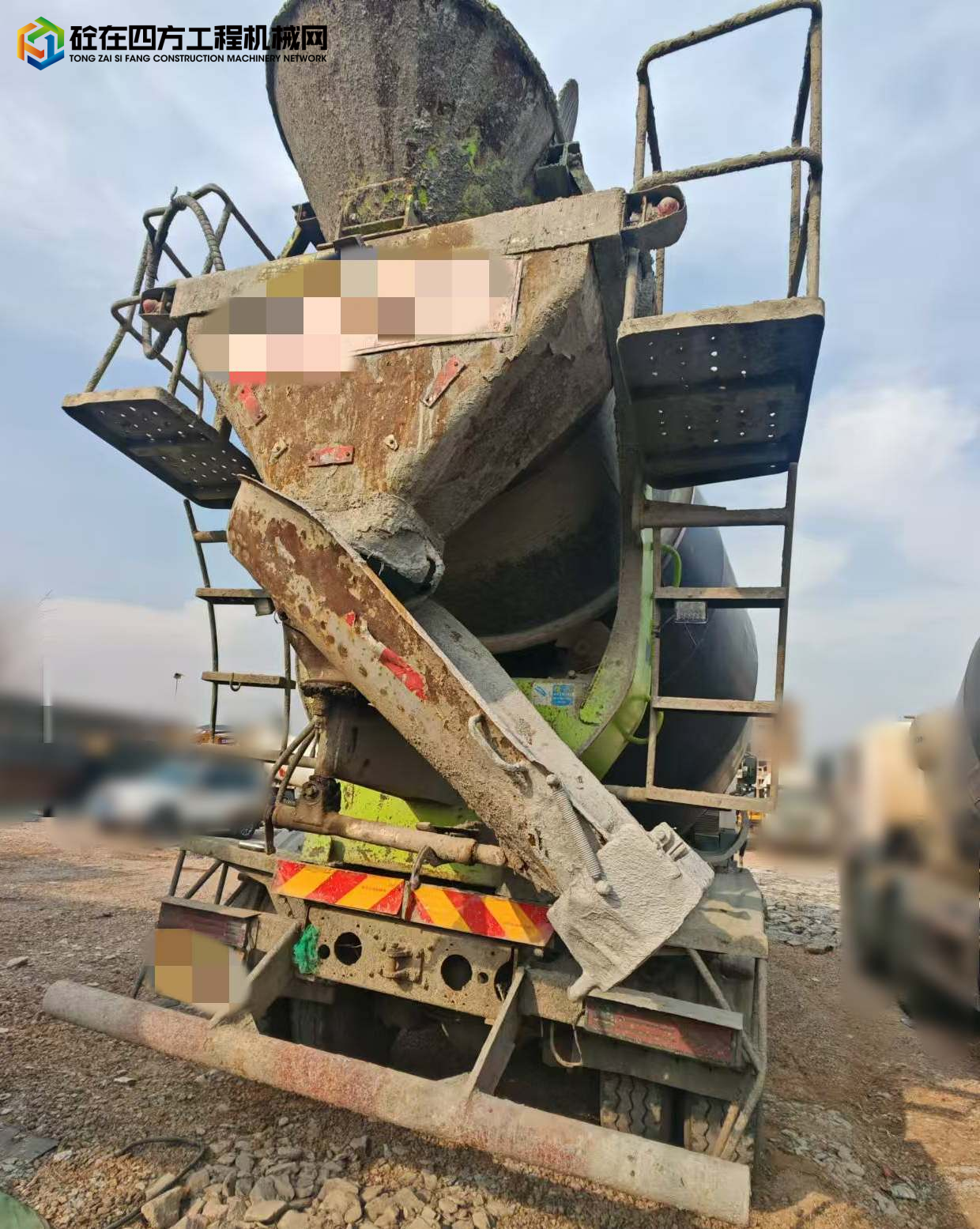 https://images.tongzsf.com/tong/truck_machine/20250106/1677b41dbd0a64.jpg