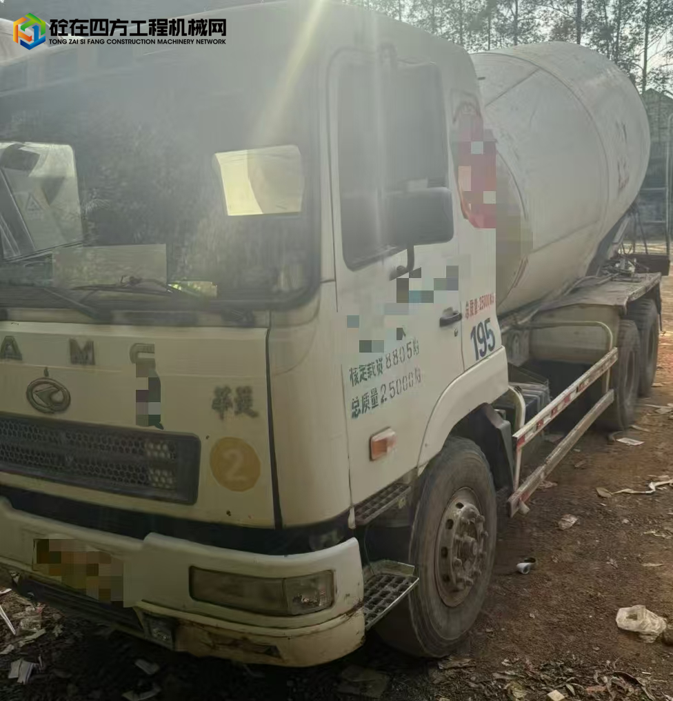 https://images.tongzsf.com/tong/truck_machine/20250106/1677b4f7551412.jpg