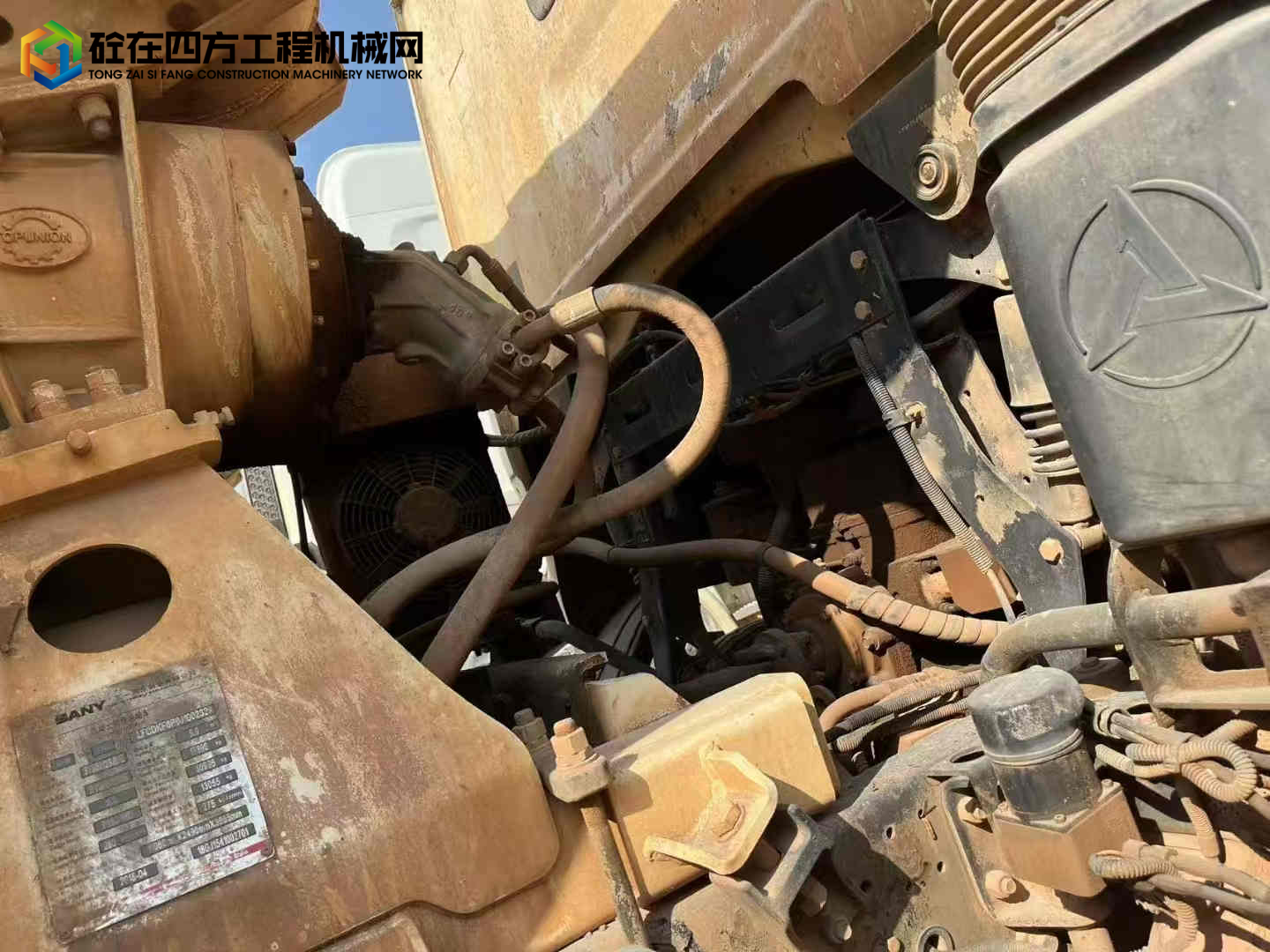 https://images.tongzsf.com/tong/truck_machine/20250106/1677b7ec966170.jpg