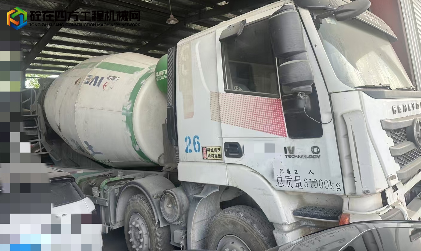 https://images.tongzsf.com/tong/truck_machine/20250106/1677b9b04a73b1.jpg