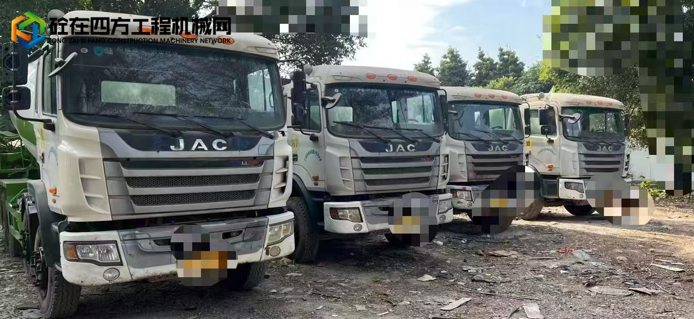 https://images.tongzsf.com/tong/truck_machine/20250107/1677c89bb89a7a.jpg