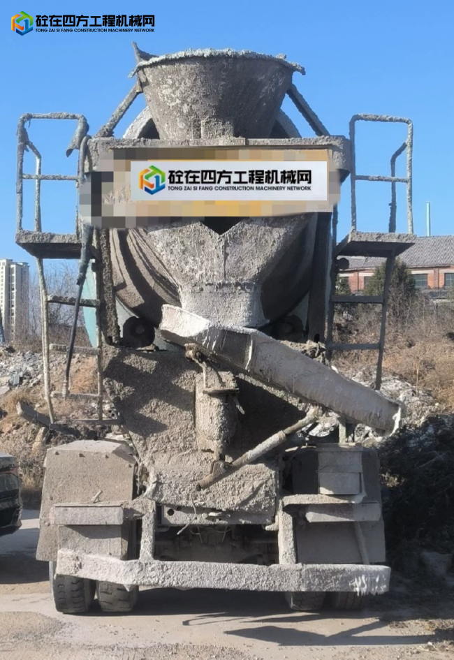 https://images.tongzsf.com/tong/truck_machine/20250107/1677d2533b9dd6.jpg