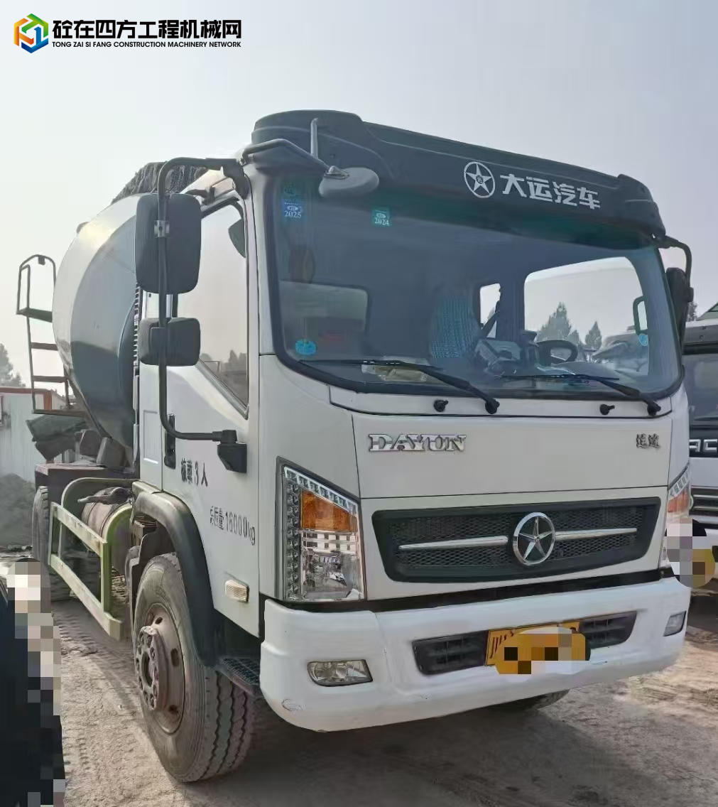 https://images.tongzsf.com/tong/truck_machine/20250108/1677e130f1b463.jpg