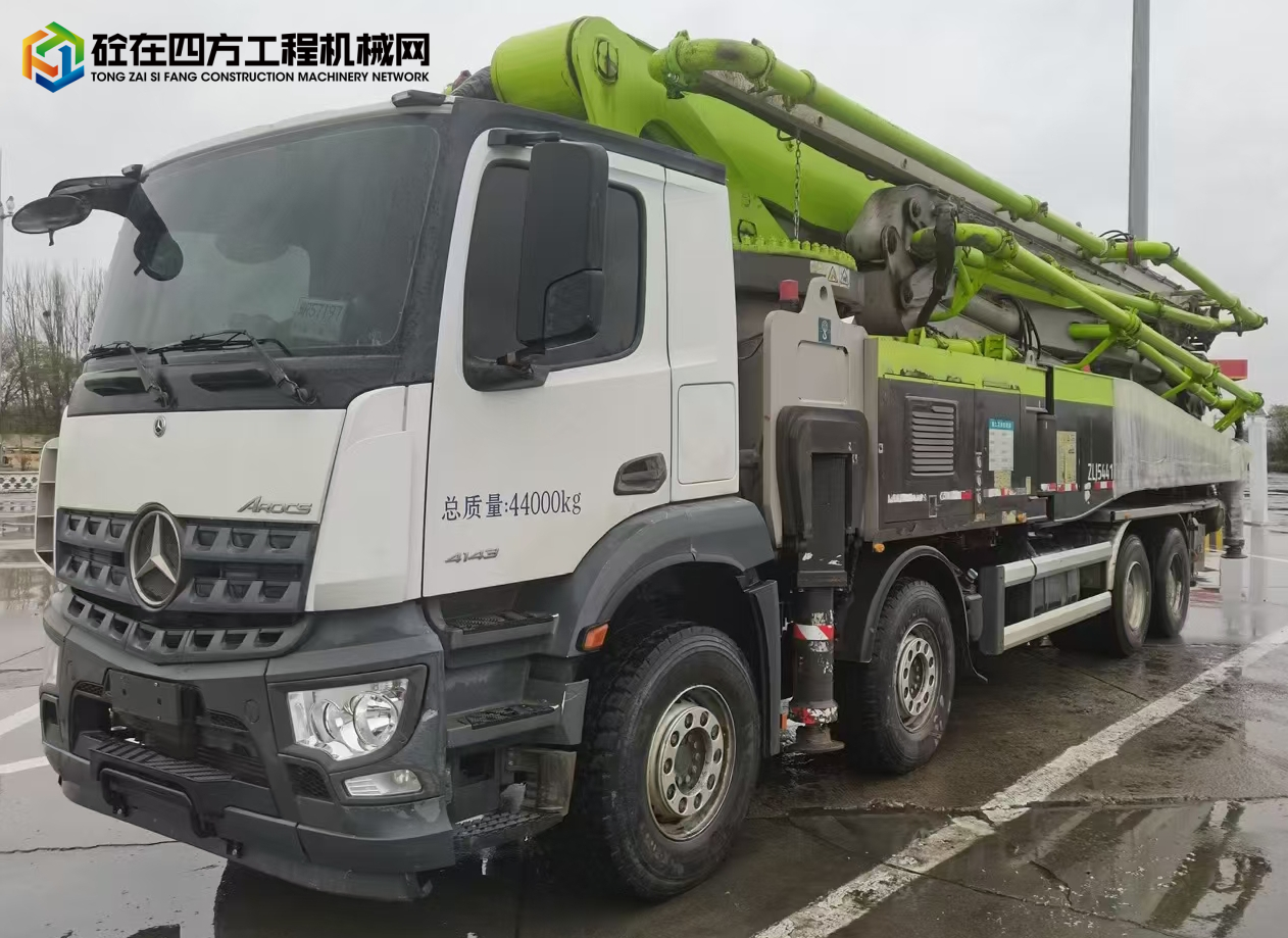 https://images.tongzsf.com/tong/truck_machine/20250108/1677e2048bfd14.jpg