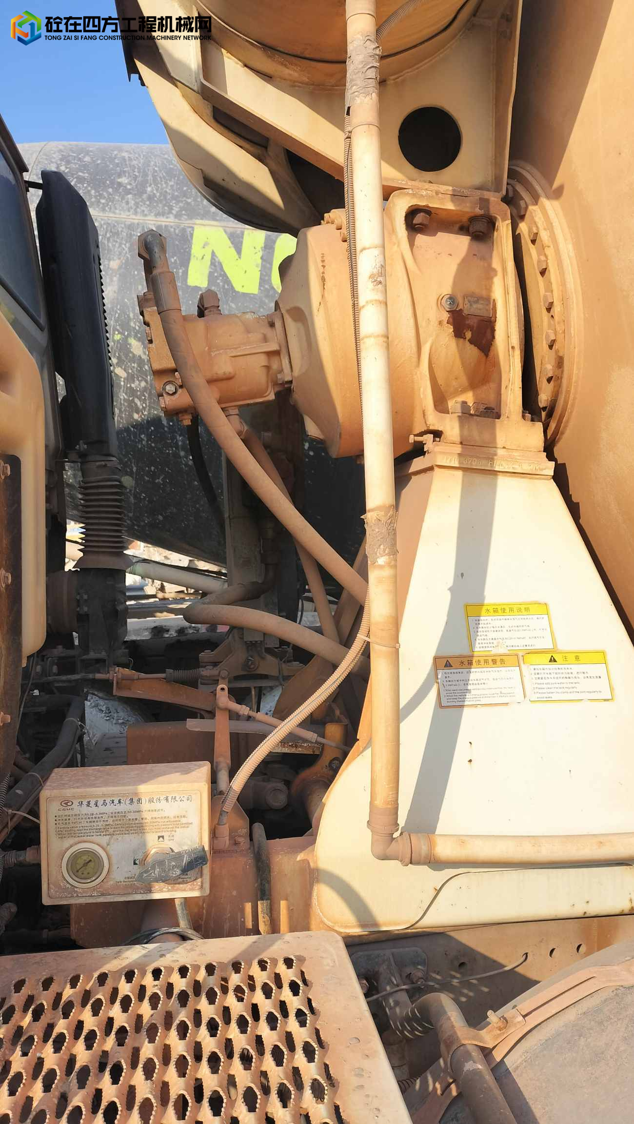 https://images.tongzsf.com/tong/truck_machine/20250110/16780dce2d0e17.jpg