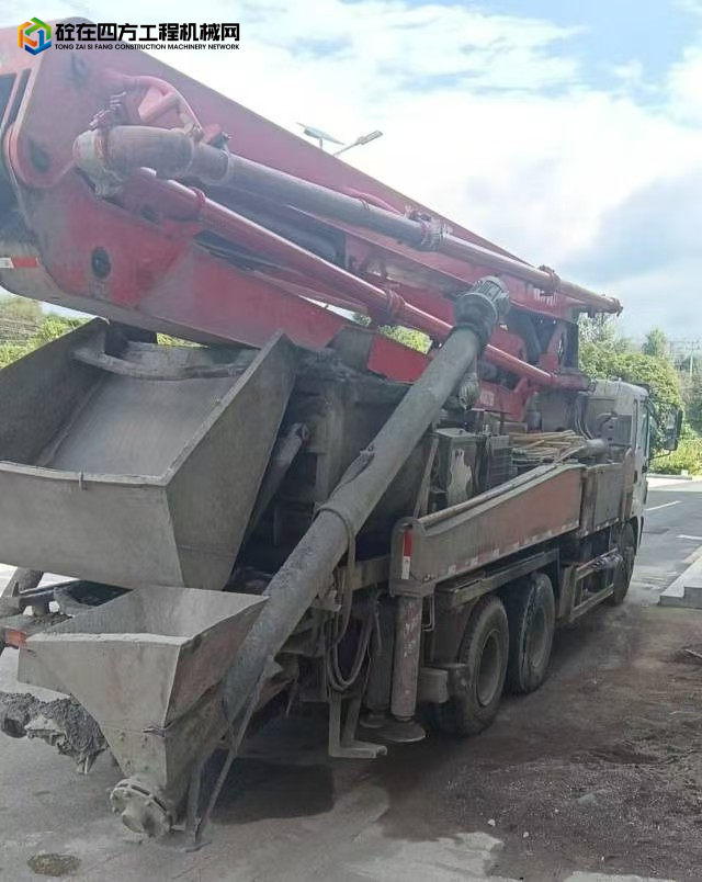 https://images.tongzsf.com/tong/truck_machine/20250115/1678727cd89274.jpg