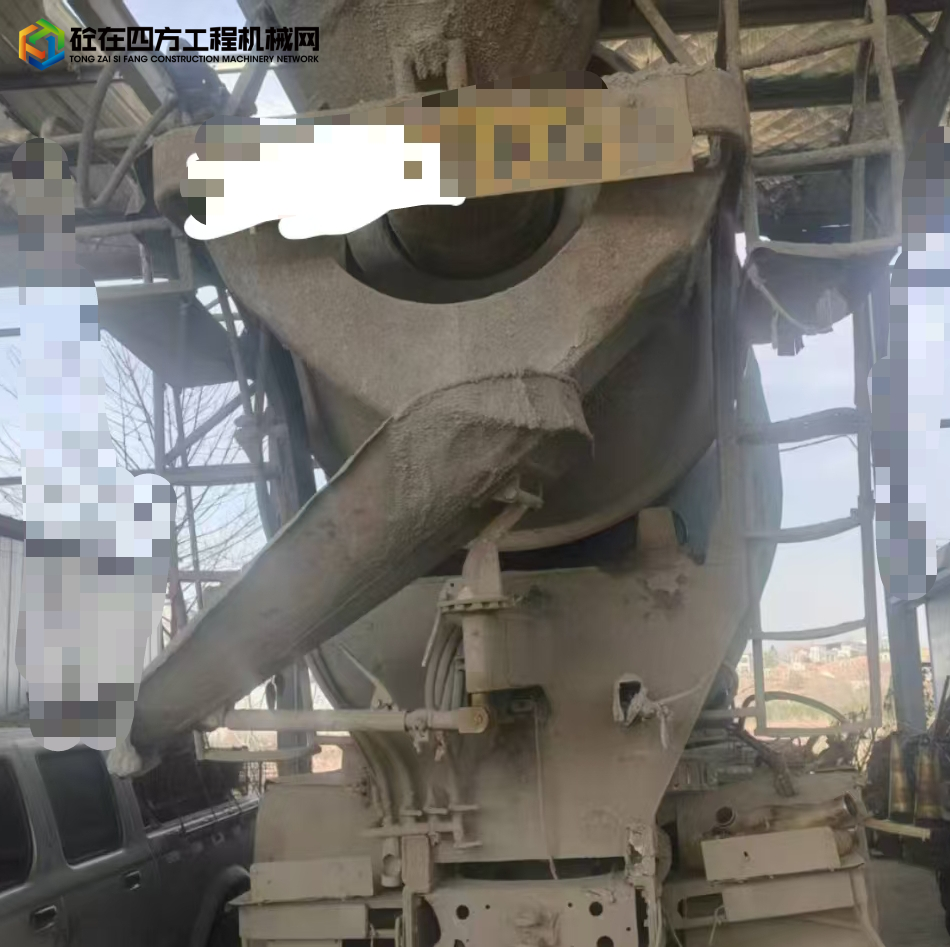 https://images.tongzsf.com/tong/truck_machine/20250118/1678bade0792af.jpg