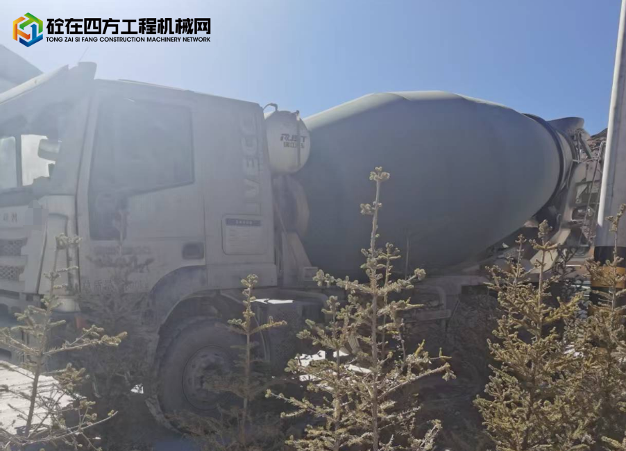 https://images.tongzsf.com/tong/truck_machine/20250120/1678db3dd77f09.png