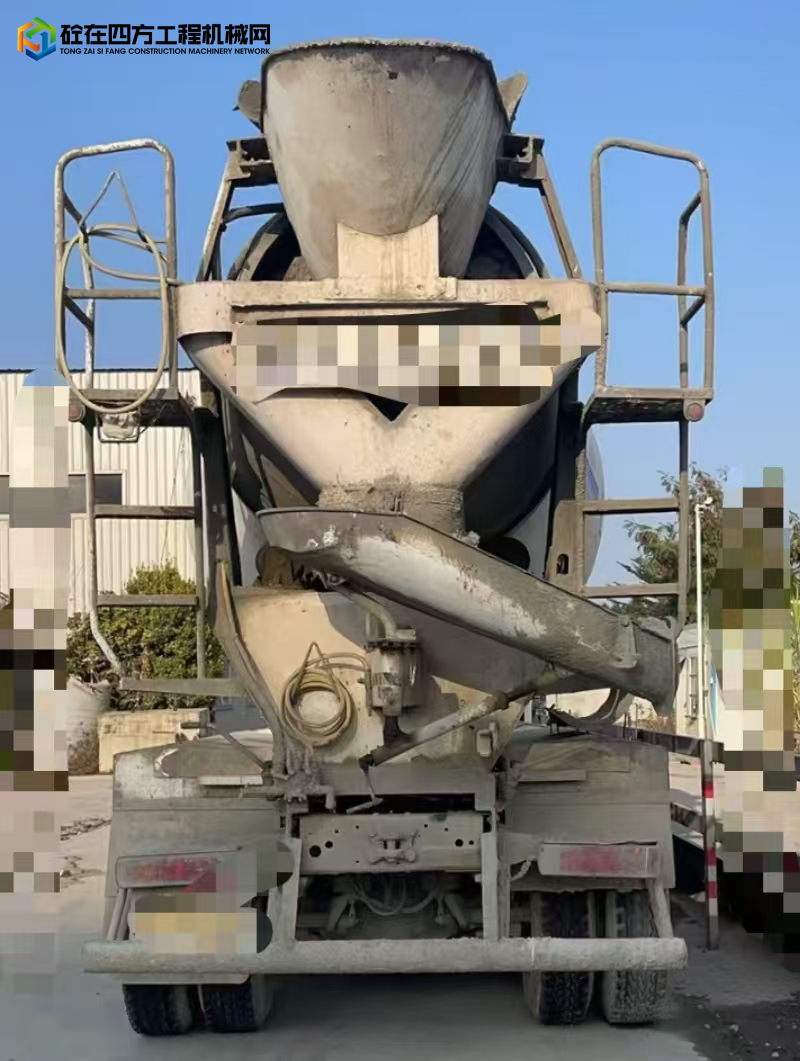 https://images.tongzsf.com/tong/truck_machine/20250122/16790b83a7e0ab.jpg