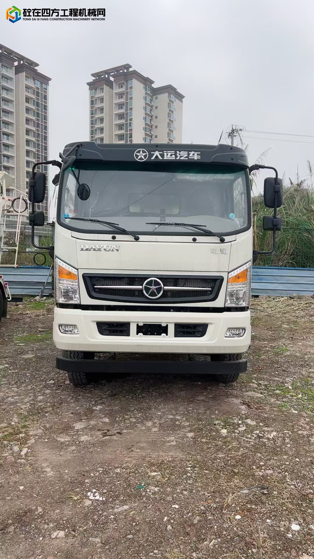 https://images.tongzsf.com/tong/truck_machine/20250124/1679304a5b7e0e.jpg