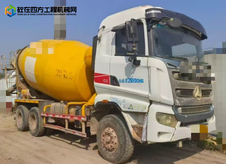 https://images.tongzsf.com/tong/truck_machine/20250124/1679340b3bd173.jpg
